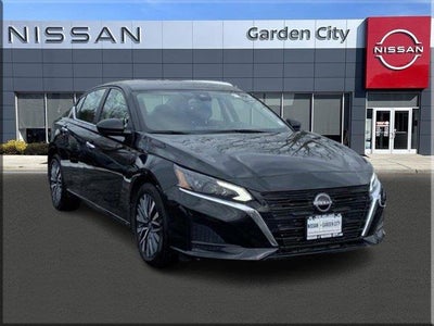 Photo of a 2025 Nissan Altima 2.5 SV 4DR Sedan for sale
