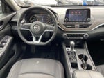 2025 Altima Thumbnail 11