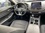 2025 Altima Thumbnail 12