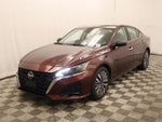 2025 Altima Thumbnail 6