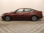 2025 Altima Thumbnail 25