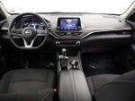 2025 Altima Thumbnail 32