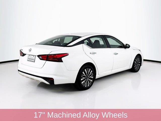 2025 Nissan Altima - $17,987