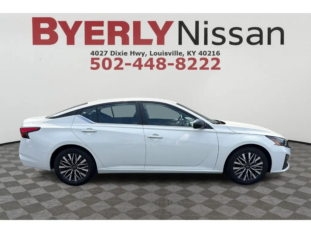 2025 Nissan Altima - $22,500