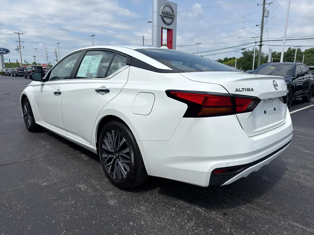 2025 Nissan Altima - $22,500