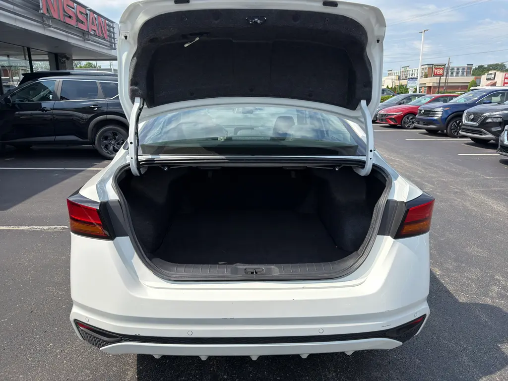 2025 Nissan Altima - $22,500