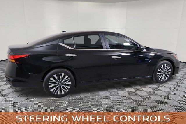 2025 Nissan Altima - $19,800