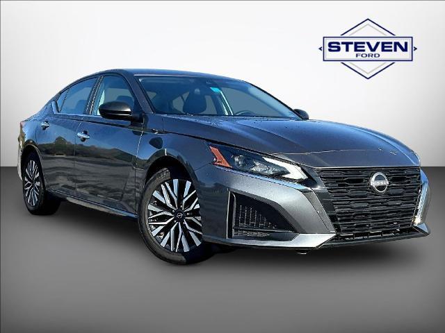 2025 Nissan Altima - $18,999