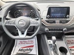 2025 Altima Thumbnail 6