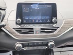 2025 Altima Thumbnail 8