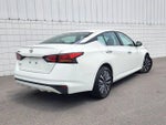 2025 Altima Thumbnail 11