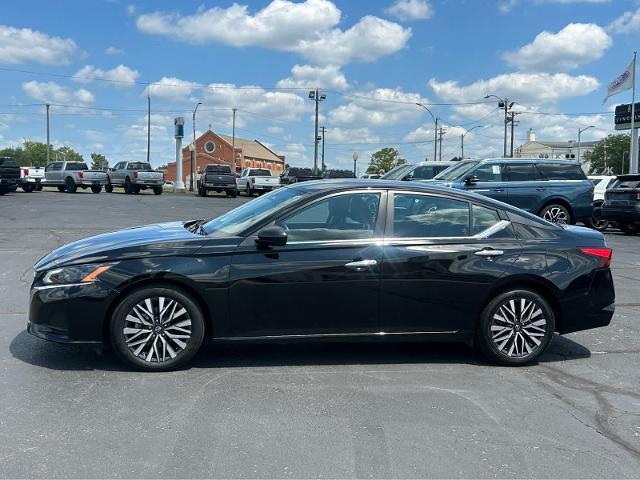 2025 Nissan Altima