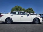 2025 Altima Thumbnail 3