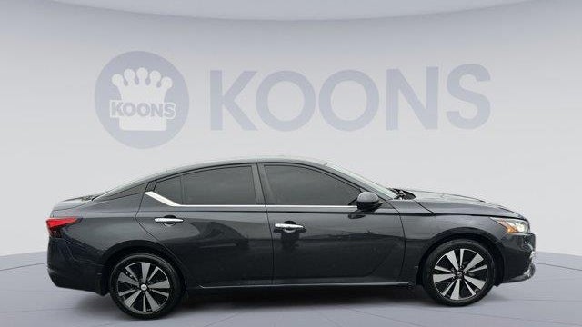 2021 Nissan Altima 2.5 SV