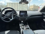 2022 Altima Thumbnail 21