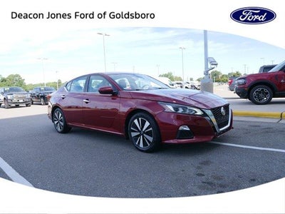 2022 Nissan Altima 2.5 SV 4DR Sedan