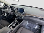2023 Altima Thumbnail 16