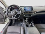2023 Altima Thumbnail 22