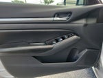 2023 Altima Thumbnail 22