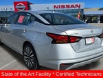 2023 Altima Thumbnail 5