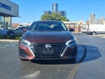 2023 Altima Thumbnail 2