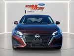 2023 Altima Thumbnail 2