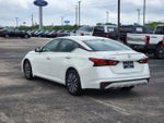 2023 Altima Thumbnail 4