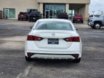 2023 Altima Thumbnail 5
