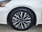 2023 Altima Thumbnail 8