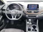 2023 Altima Thumbnail 28