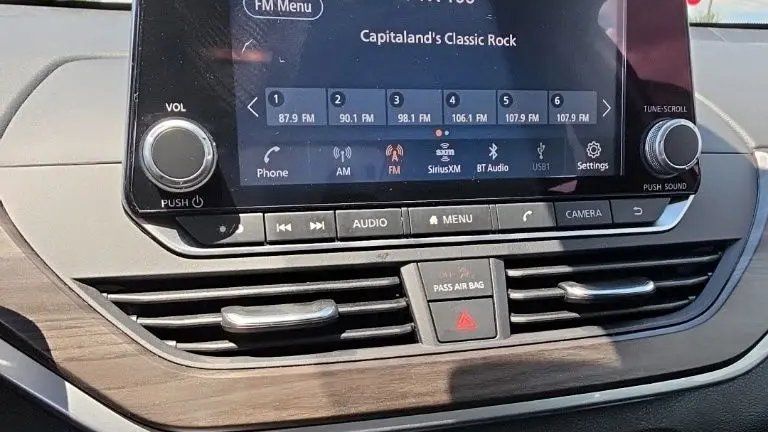 2023 Nissan Altima 2.5 SV