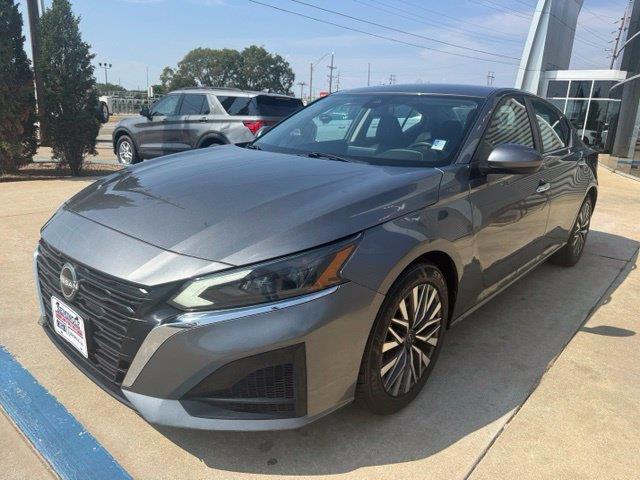 2023 Nissan Altima - $18,901