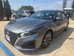 2023 Altima Thumbnail 1