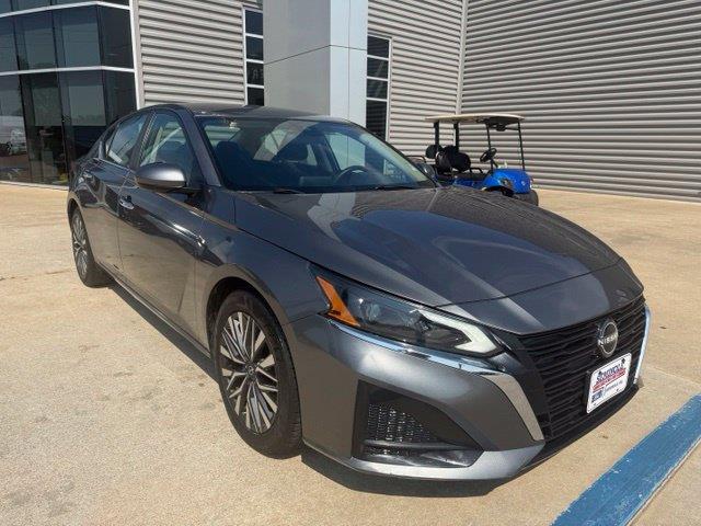 2023 Nissan Altima - $18,901