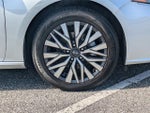 2024 Altima Thumbnail 11