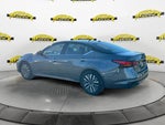 2024 Altima Thumbnail 3