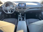 2024 Altima Thumbnail 10