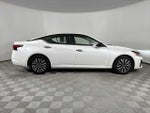2024 Altima Thumbnail 8