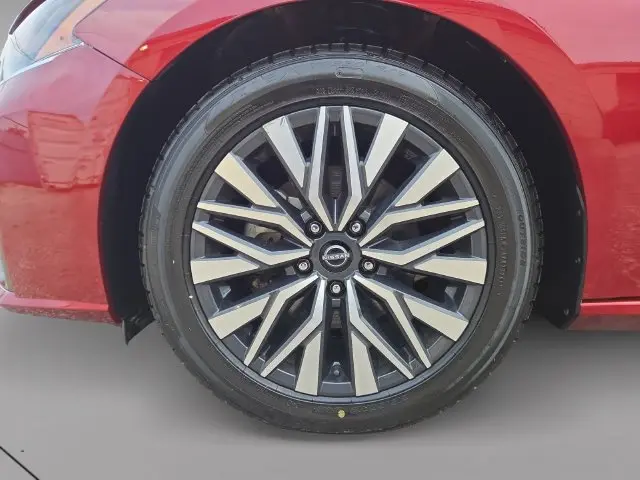 2024 Nissan Altima - $17,993