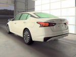 2024 Altima Thumbnail 4