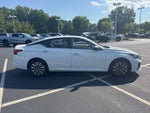 2025 Altima Thumbnail 2