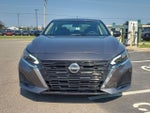 2025 Altima Thumbnail 2