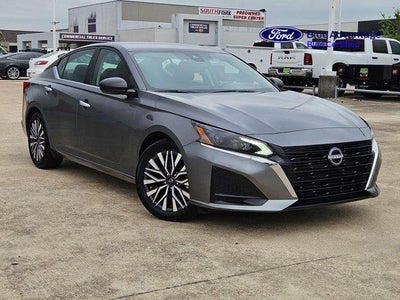 2025 Nissan Altima 2.5 SV 4DR Sedan