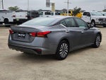 2025 Altima Thumbnail 3