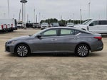 2025 Altima Thumbnail 6