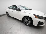 2025 Altima Thumbnail 35