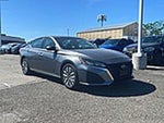 2025 Altima Thumbnail 1