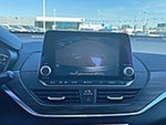 2025 Altima Thumbnail 17