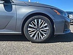 2025 Altima Thumbnail 23