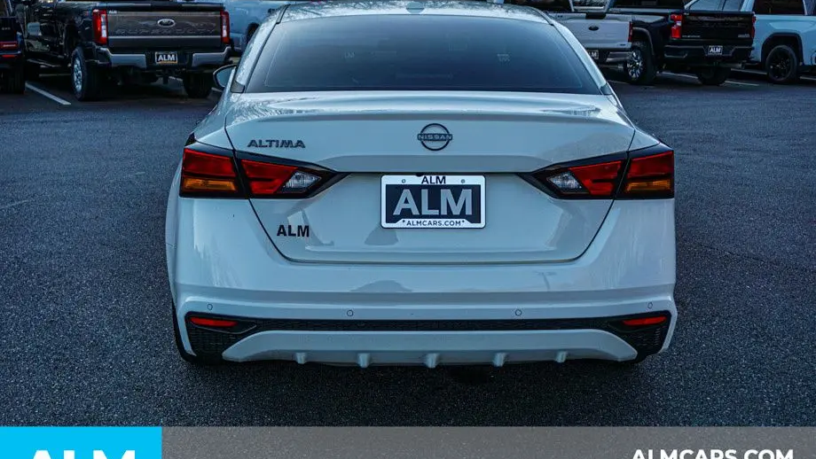2025 Nissan Altima 2.5 SV